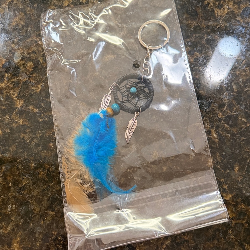Daily Charme Dreamcatcher Blue and Tan Feather Keychain